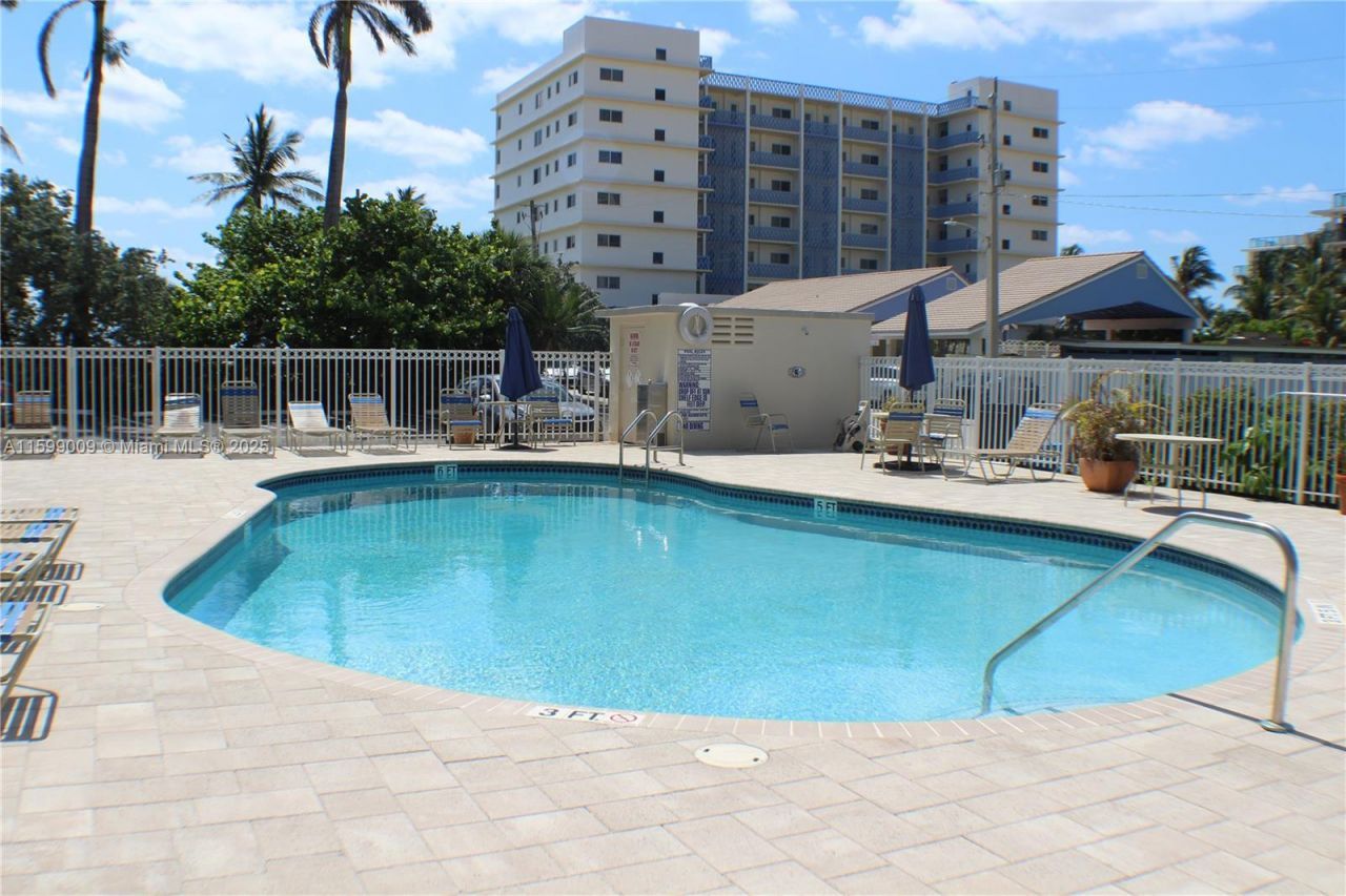 1901 S Ocean Dr, Unit 207, Hollywood, FL 33019 Photo