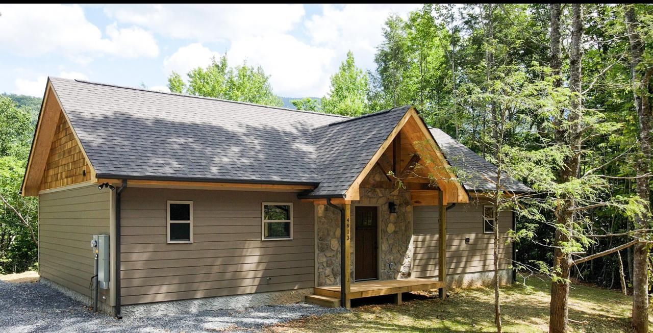 4913 Cote Way, Cosby, TN 37722 Main Photo