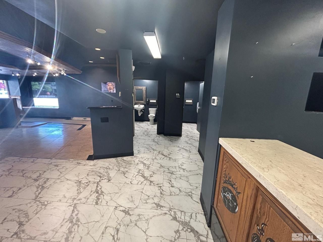 25 W 2nd Street, Reno, NV 89501 Photo