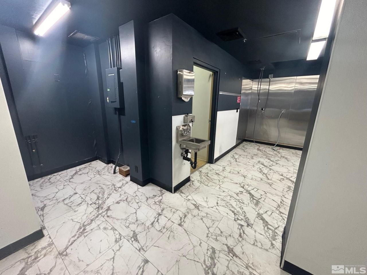 25 W 2nd Street, Reno, NV 89501 Photo