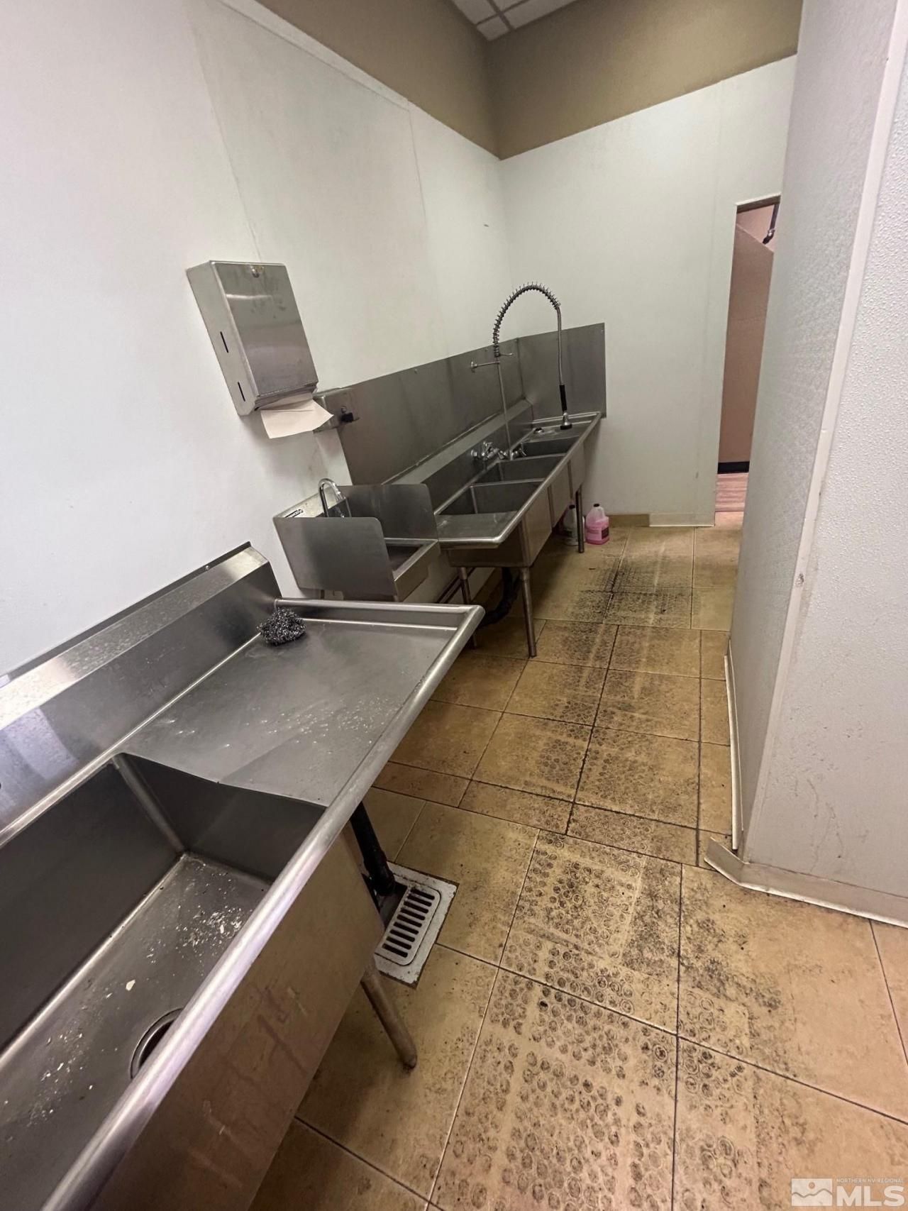 25 W 2nd Street, Reno, NV 89501 Photo