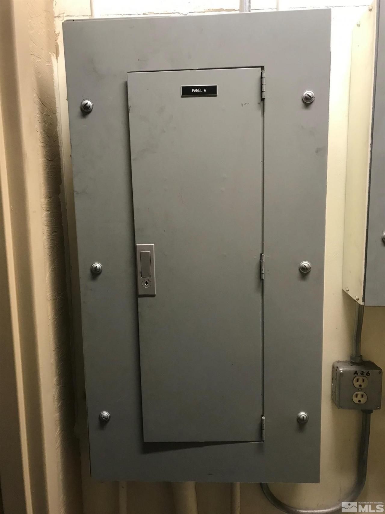 25 W 2nd Street, Reno, NV 89501 Photo