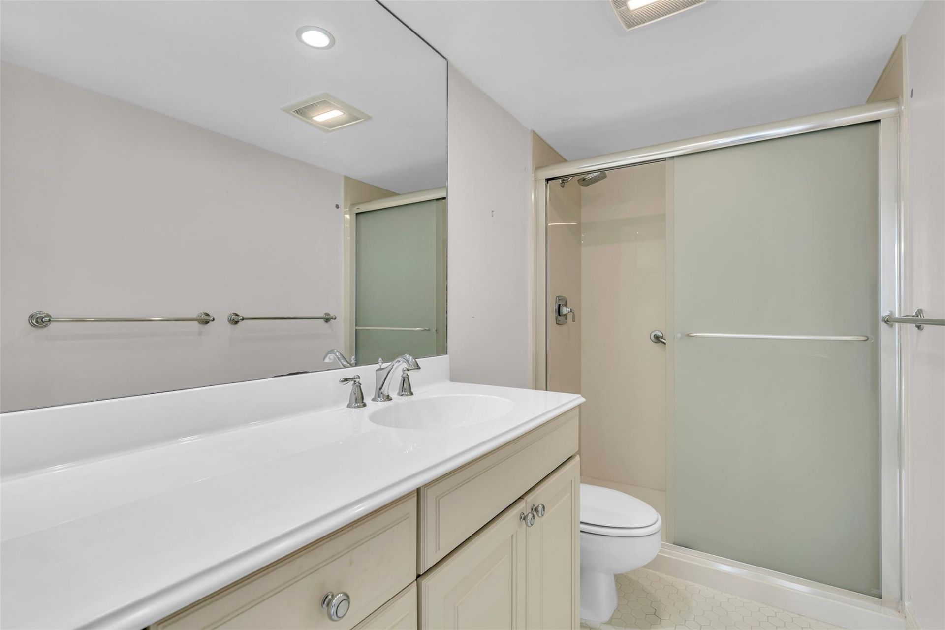 521 N Riverside Drive, Unit 1004, Pompano Beach, FL 33062 Photo