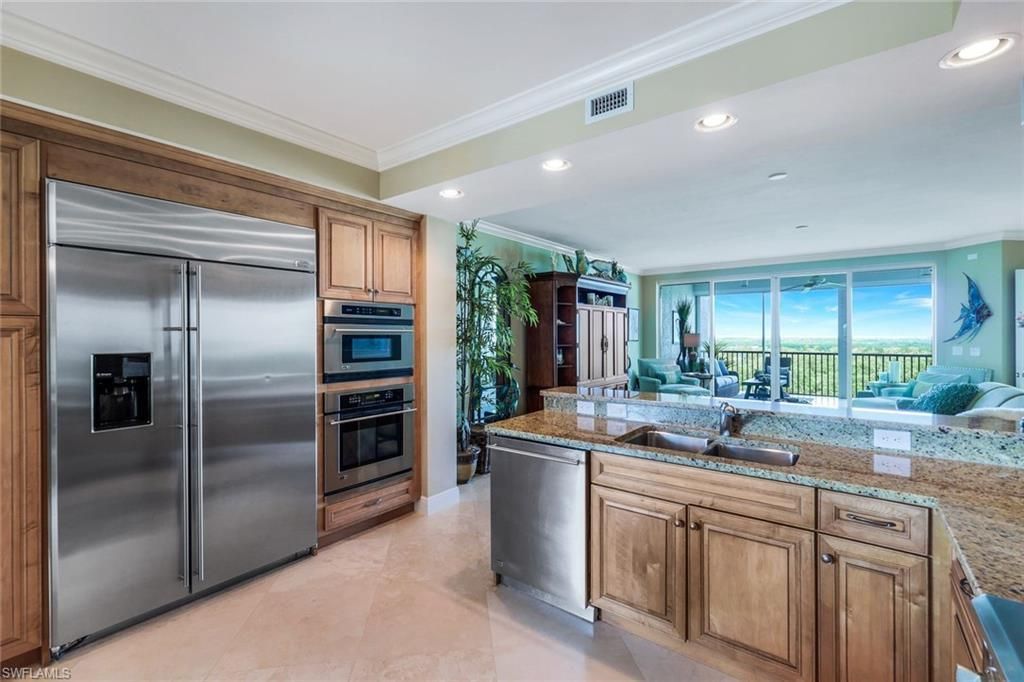 275 Indies Way, Unit 605, Naples, FL 34110 Photo