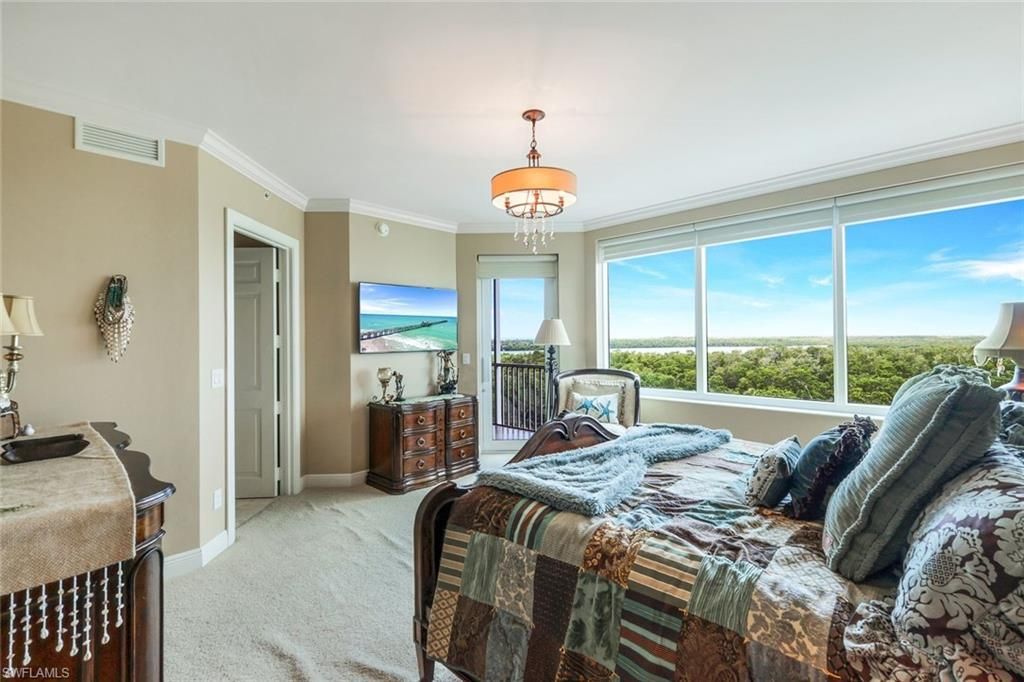 275 Indies Way, Unit 605, Naples, FL 34110 Photo