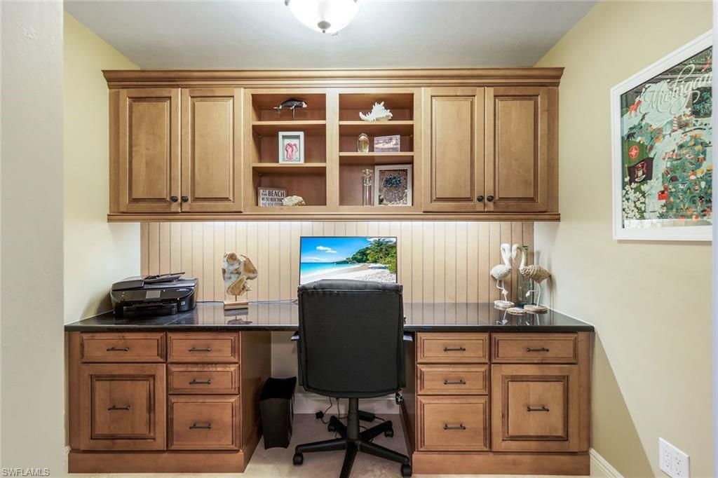 275 Indies Way, Unit 605, Naples, FL 34110 Photo