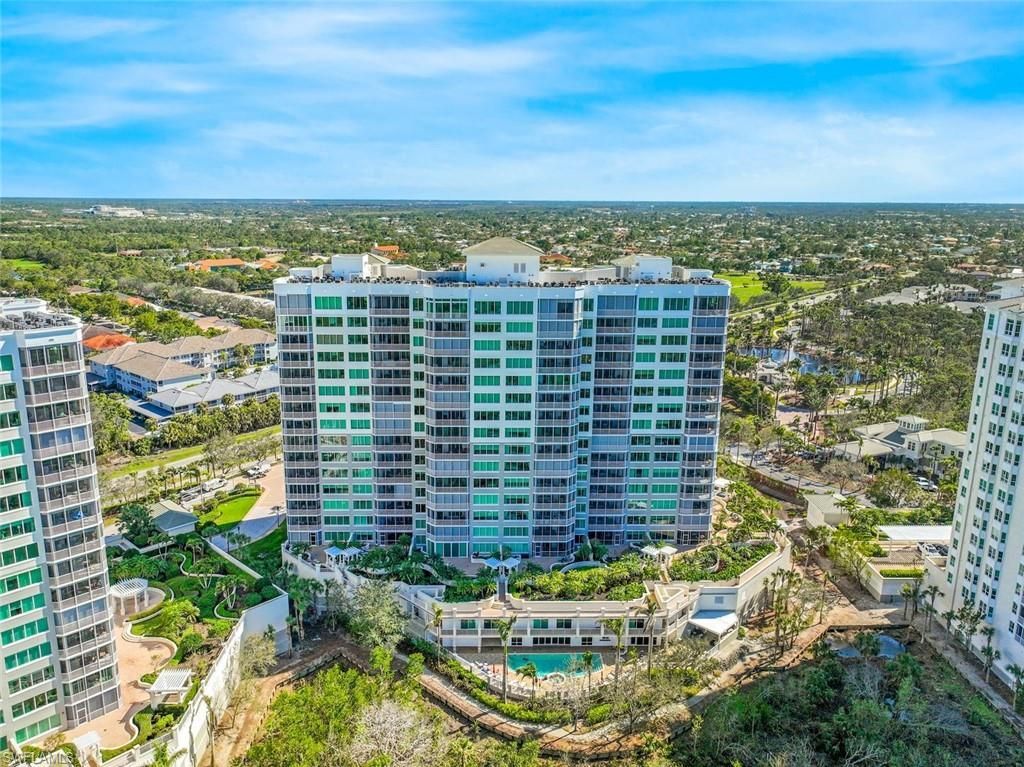 275 Indies Way, Unit 605, Naples, FL 34110 Photo
