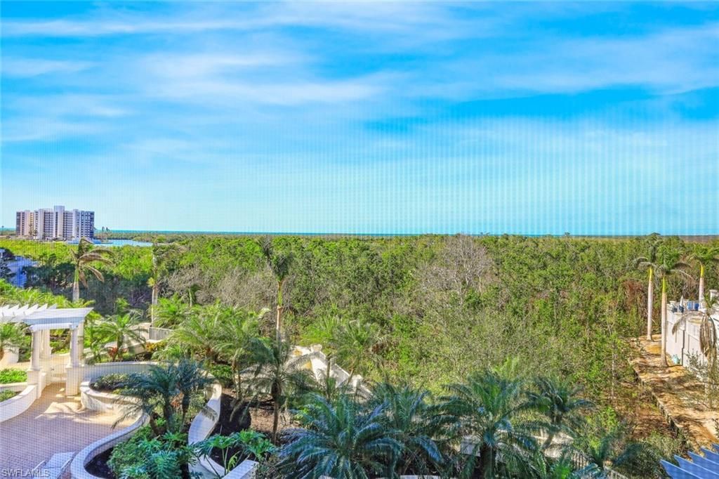 275 Indies Way, Unit 605, Naples, FL 34110 Photo