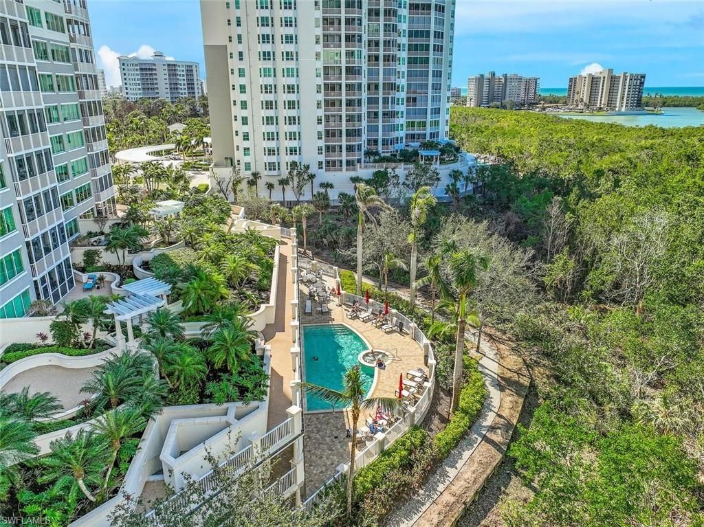 275 Indies Way, Unit 605, Naples, FL 34110 Photo