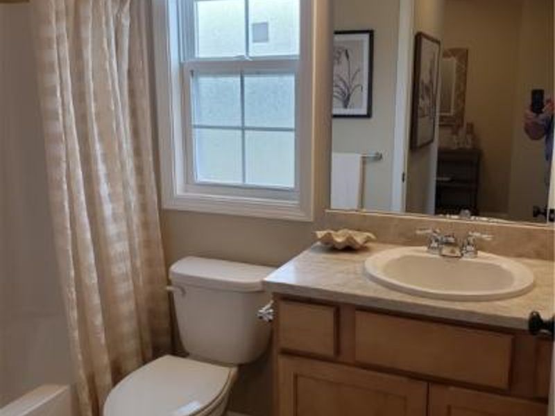 106 Stonecrest Trail, Elyria, OH 44035 Photo 5