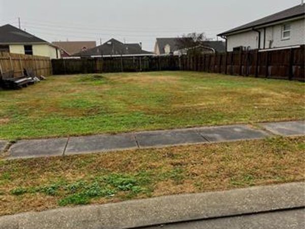 8316 CREOLE. Avenue, Chalmette, LA 70043