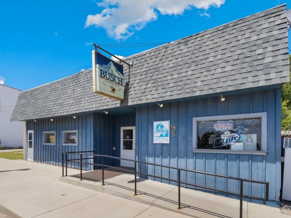 912 Main Street, Ashton, IL 61006