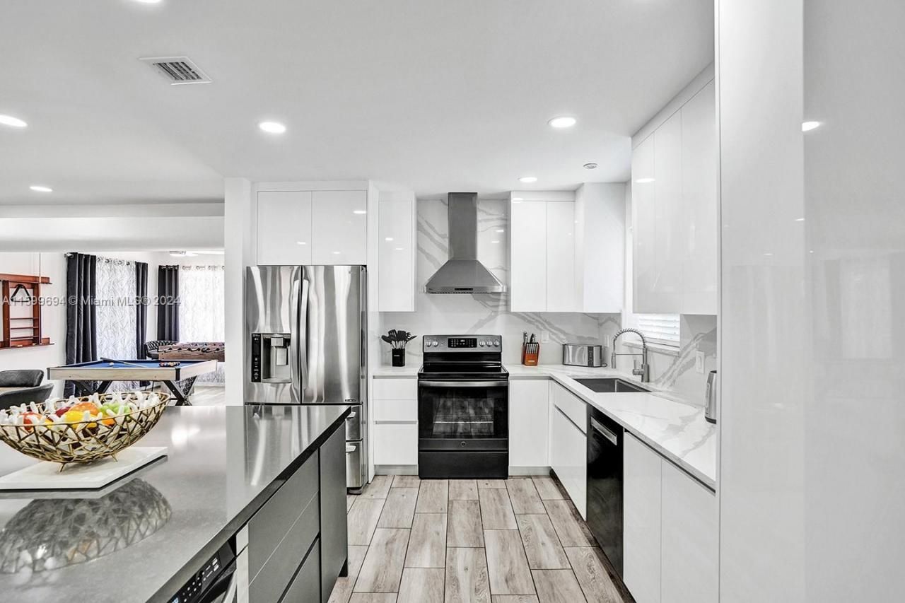 1206 Lincoln St, Hollywood, FL 33019 Photo