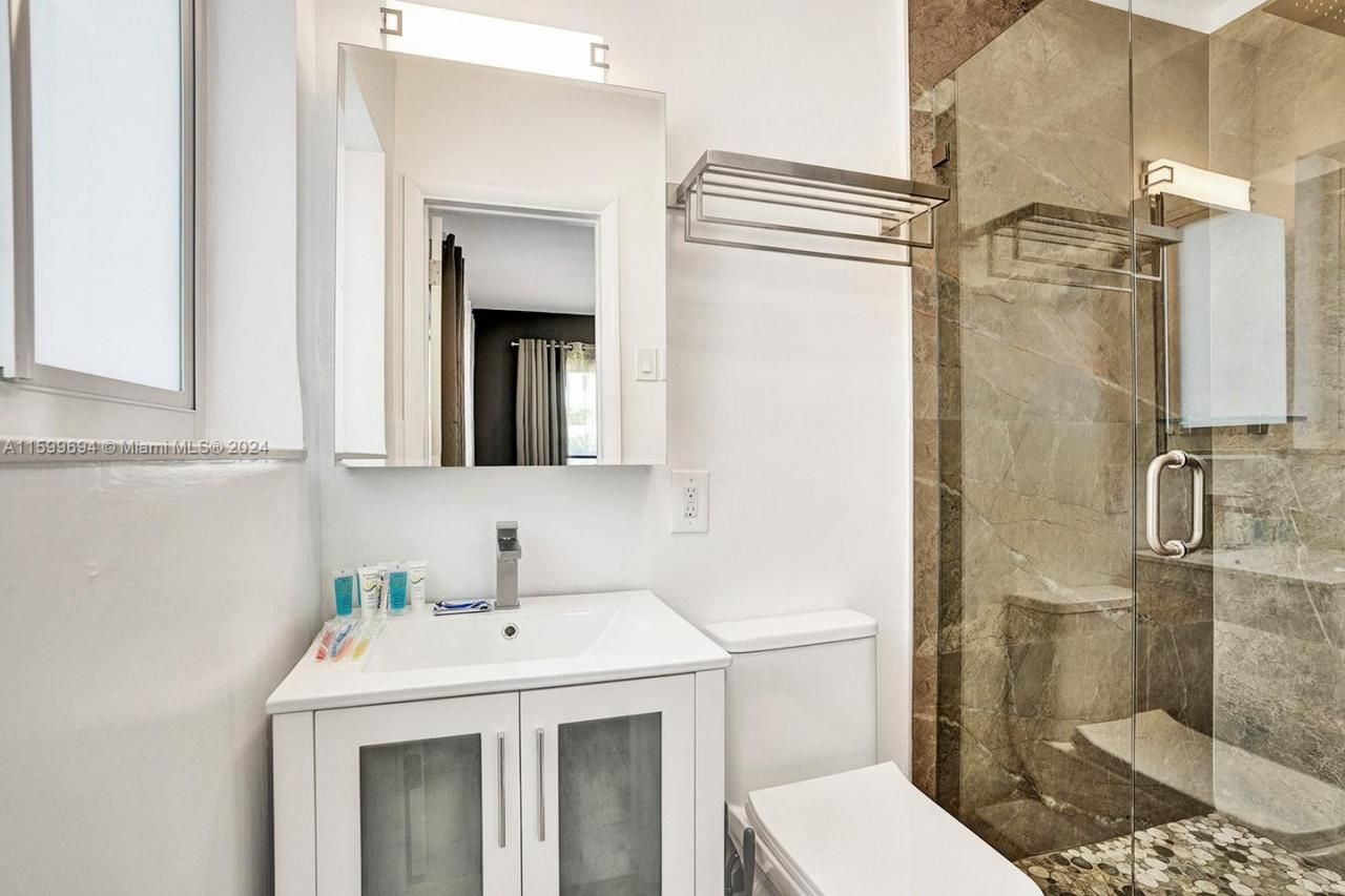 1206 Lincoln St, Hollywood, FL 33019 Photo