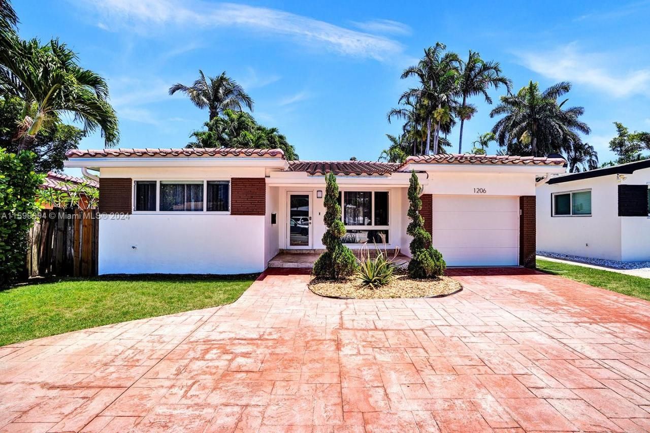 1206 Lincoln St, Hollywood, FL 33019 Photo