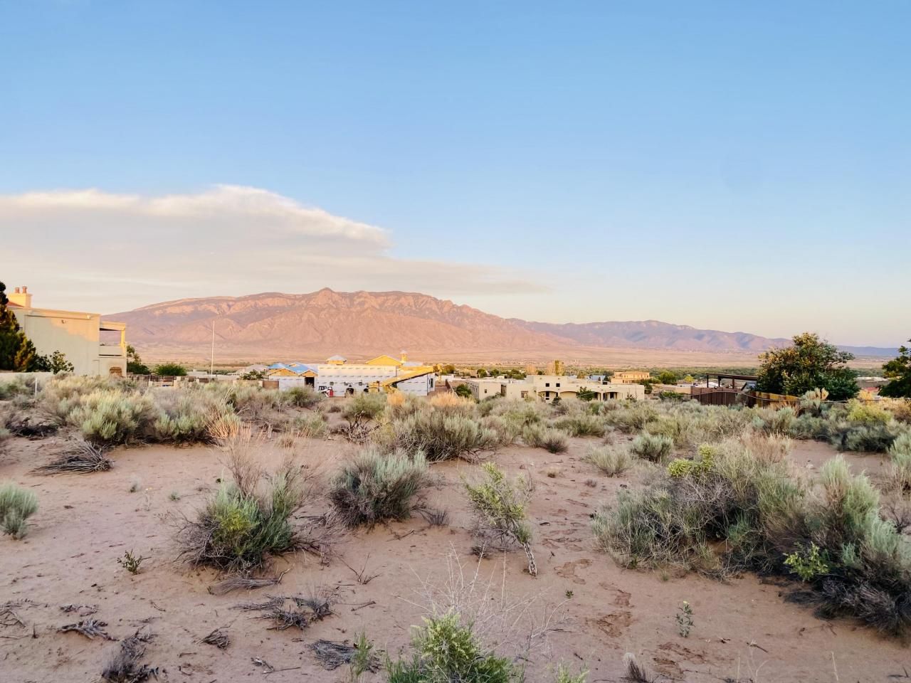 1520 Bridger Road Ne, Rio Rancho, NM 87144 Main Photo