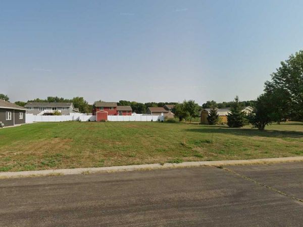 704 Andrew Street, Marshall, MN 56258