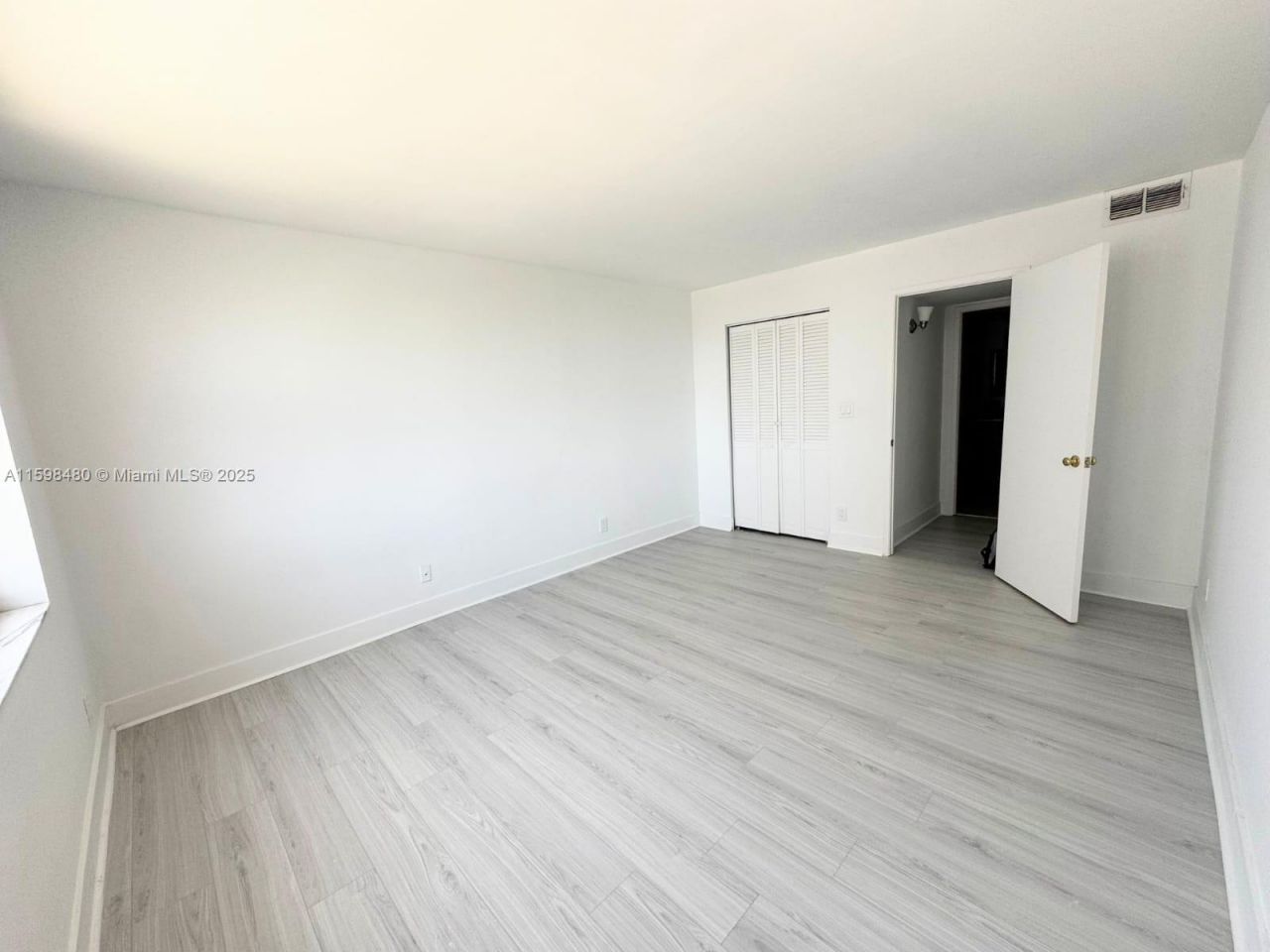 18151 NE 31st Ct, Unit 1404, Aventura, FL 33160 Photo