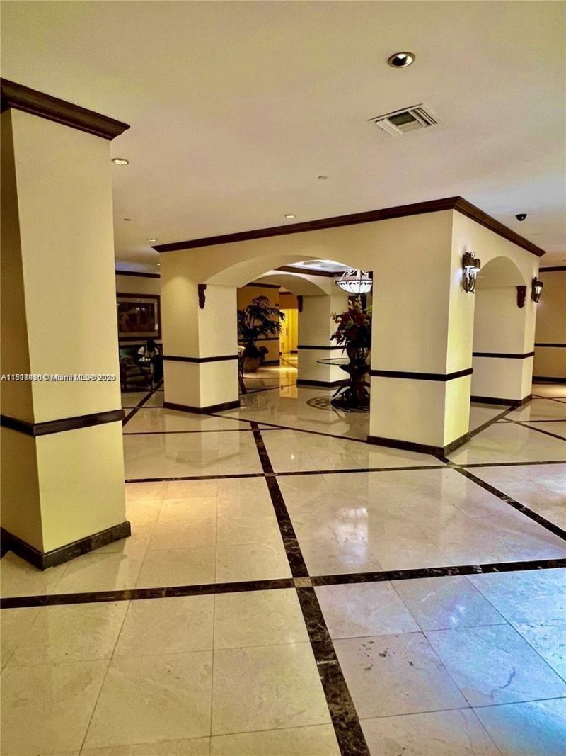 18151 NE 31st Ct, Unit 1404, Aventura, FL 33160 Photo