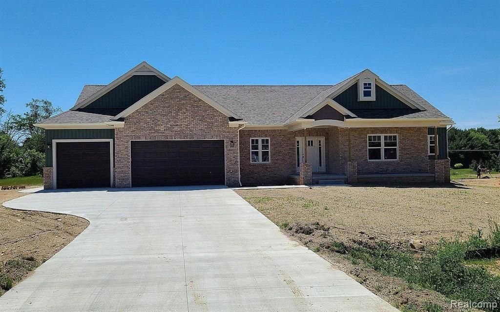 10008 Quarry Ridge Road, Springfield Township, MI 48346 Main Photo