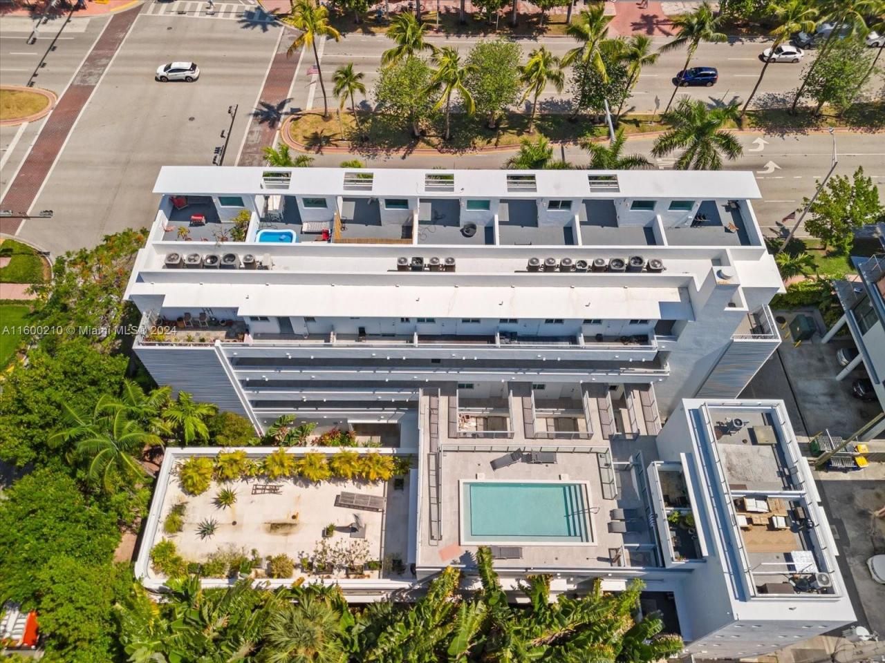 421 Meridian Ave, Unit 19, Miami Beach, FL 33139 Photo
