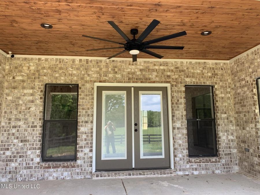 Property Image 61