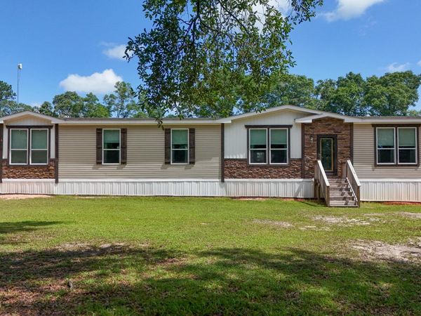 779 Blue Pond Lane, Ponce De Leon, FL 32455