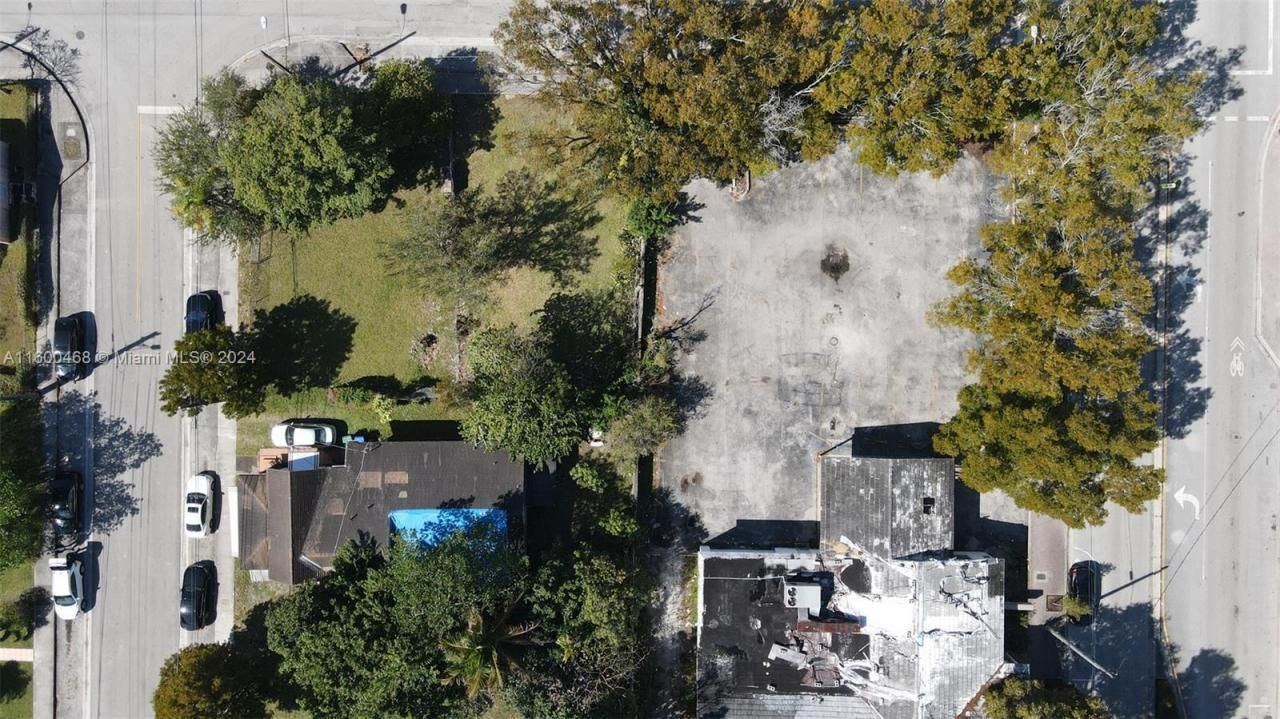 3373 Thomas Ave, Miami, FL 33133 Photo