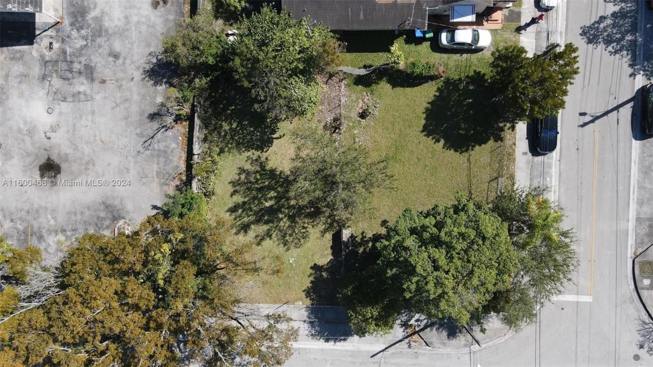 3373 Thomas Ave, Miami, FL 33133 Photo