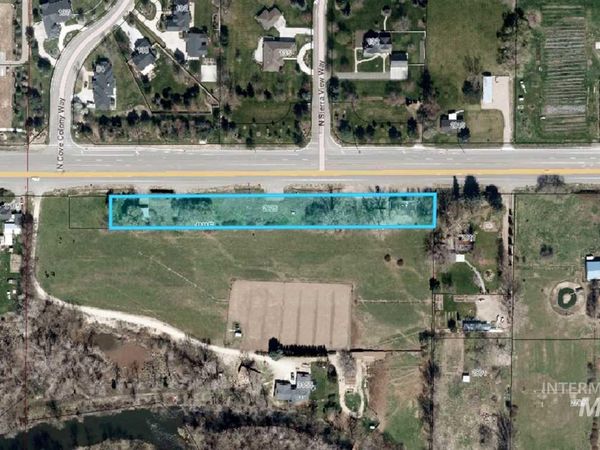 2825 W State, Eagle, ID 83616