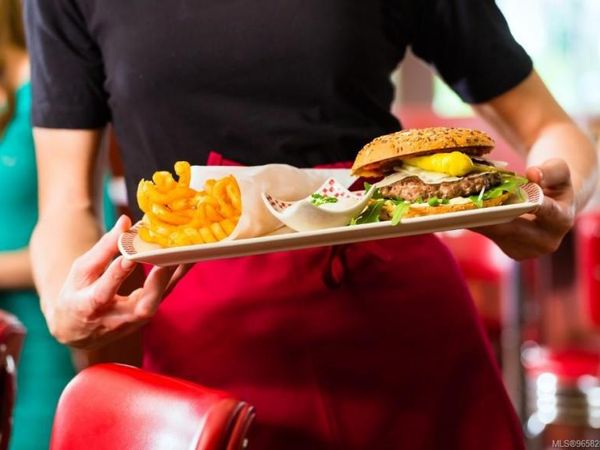 199 Fraser St, Nanaimo, BC V9R 5C1