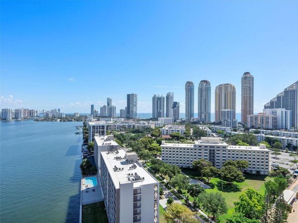251 174th St, Unit 2119, Sunny Isles Beach, FL 33160