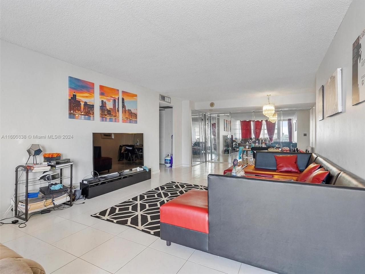 251 174th St, Unit 2119, Sunny Isles Beach, FL 33160 Photo