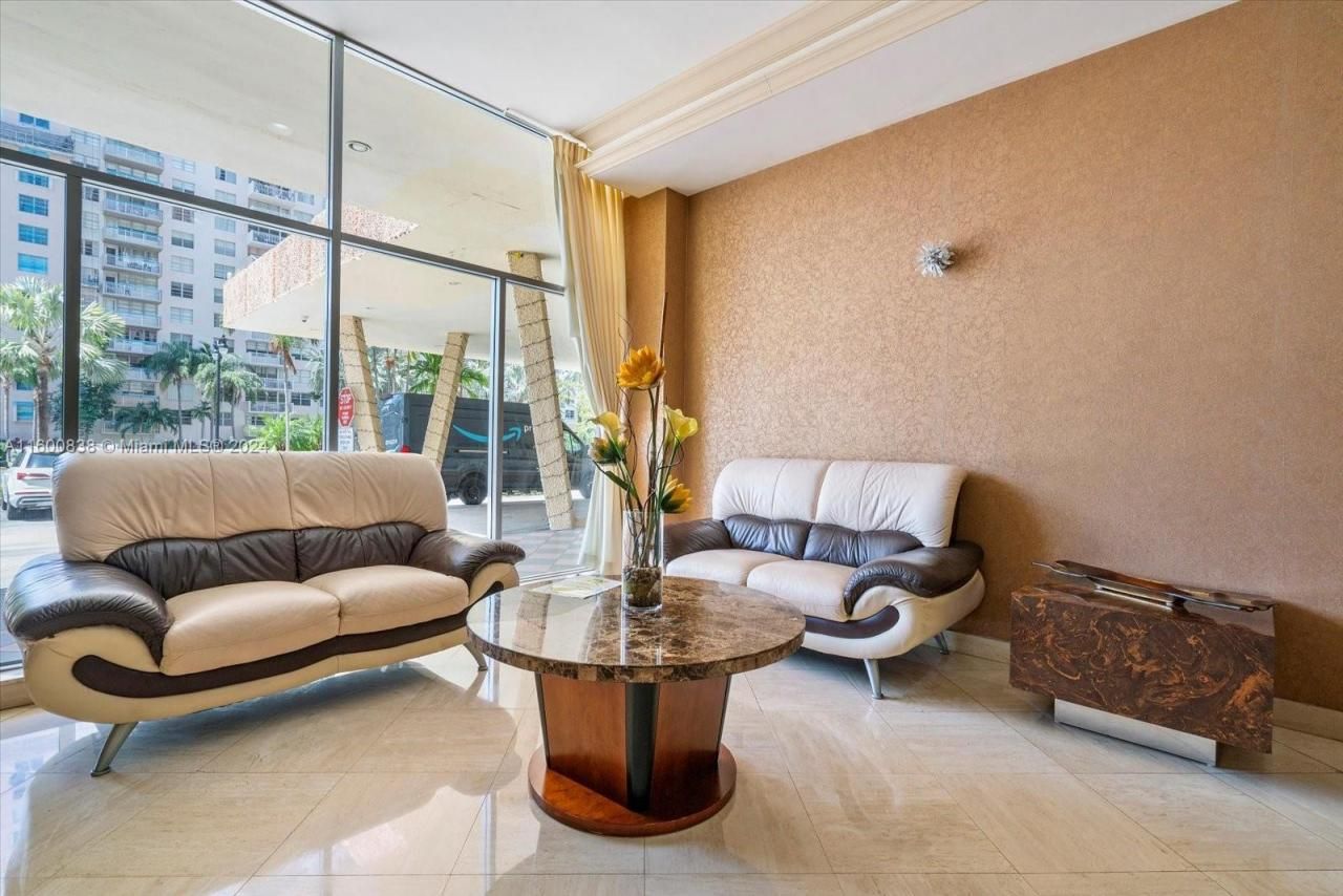 251 174th St, Unit 2119, Sunny Isles Beach, FL 33160 Photo