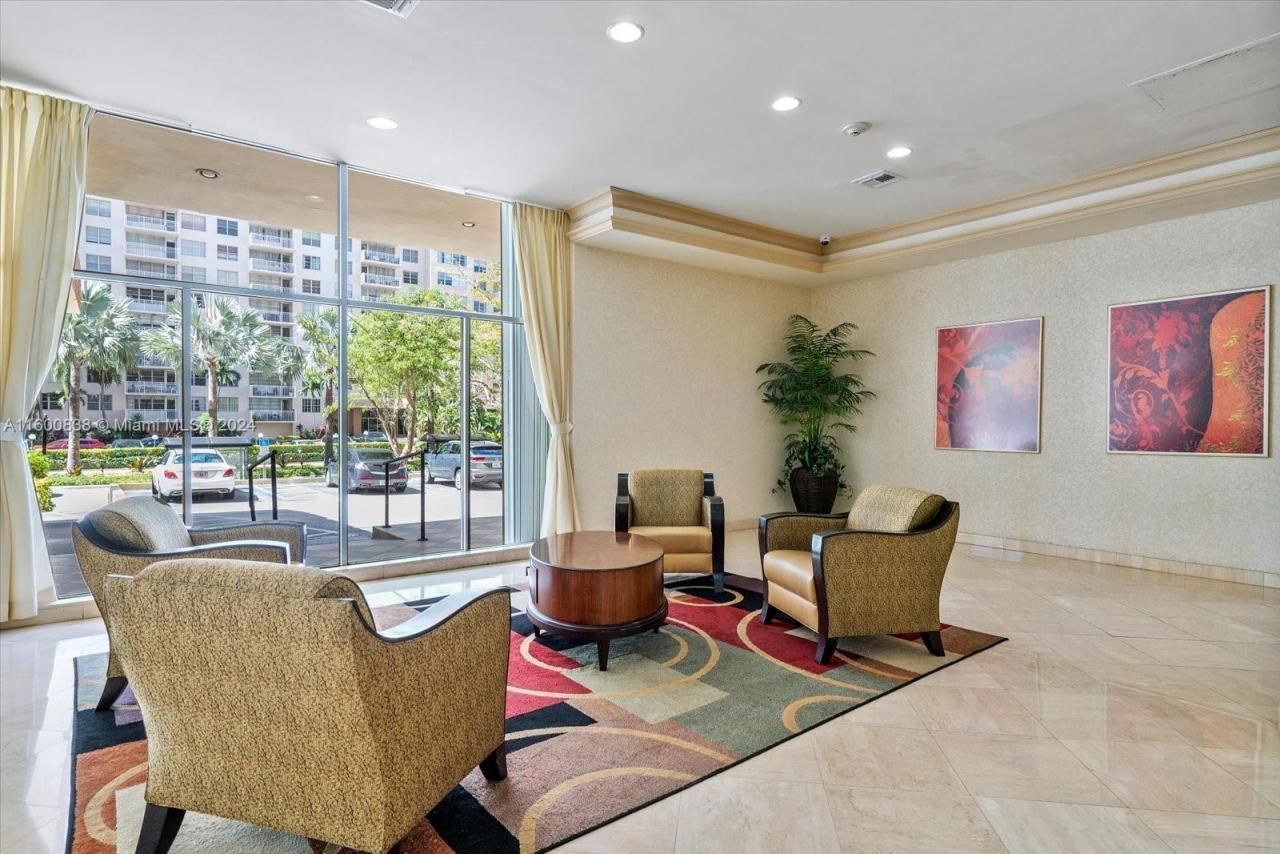 251 174th St, Unit 2119, Sunny Isles Beach, FL 33160 Photo