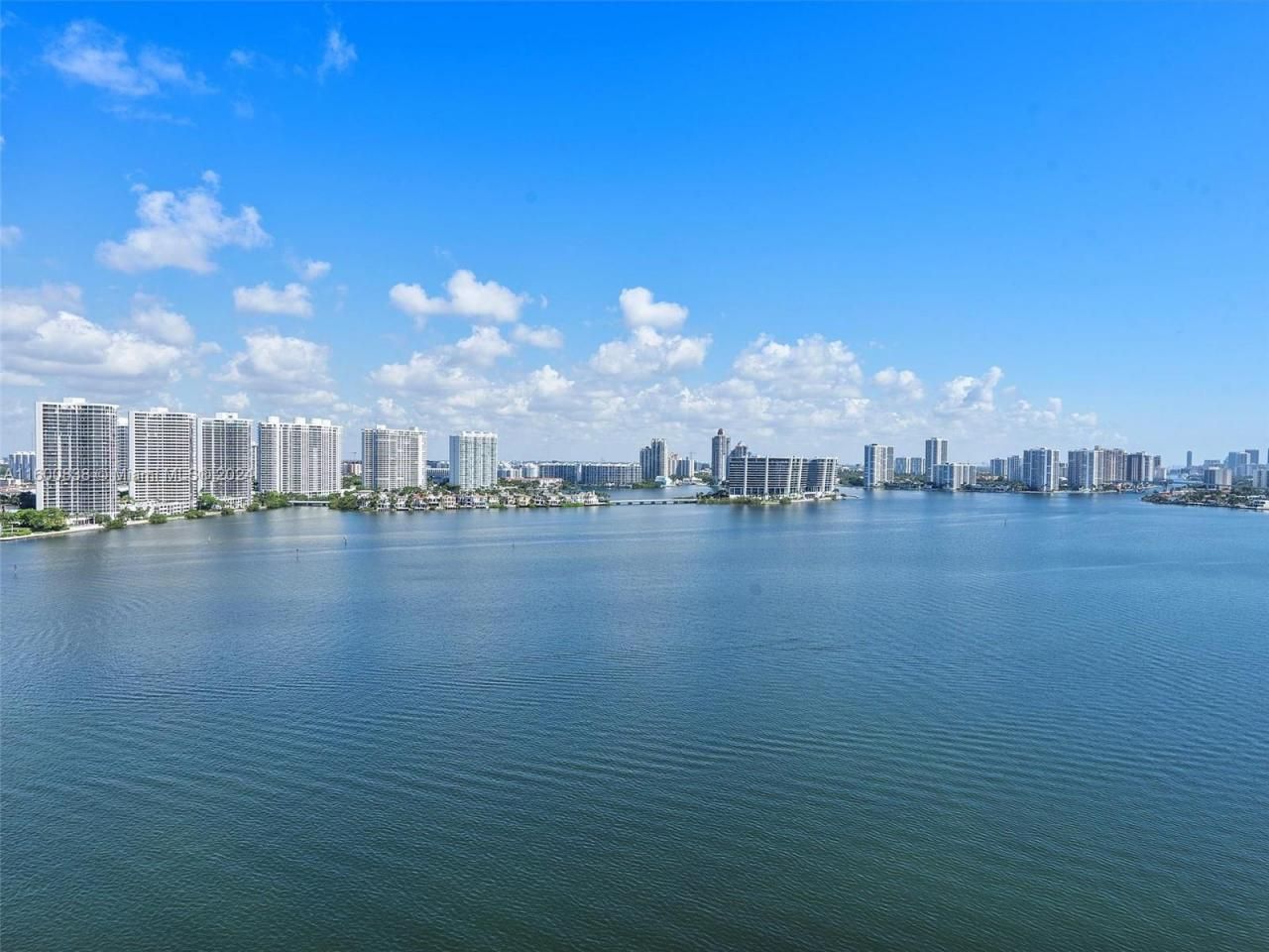 251 174th St, Unit 2119, Sunny Isles Beach, FL 33160 Photo