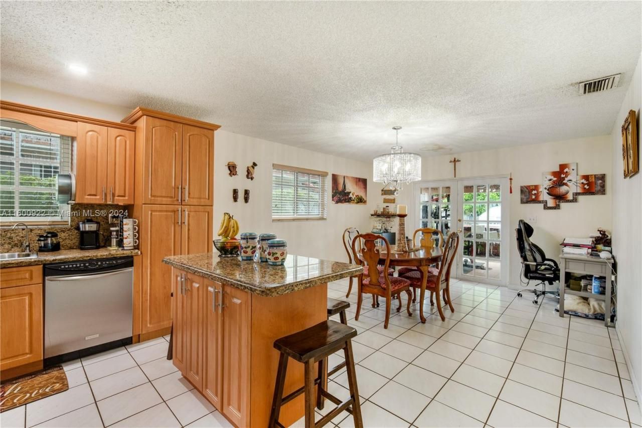 2245 SW 62nd Ave, Miami, FL 33155 Photo