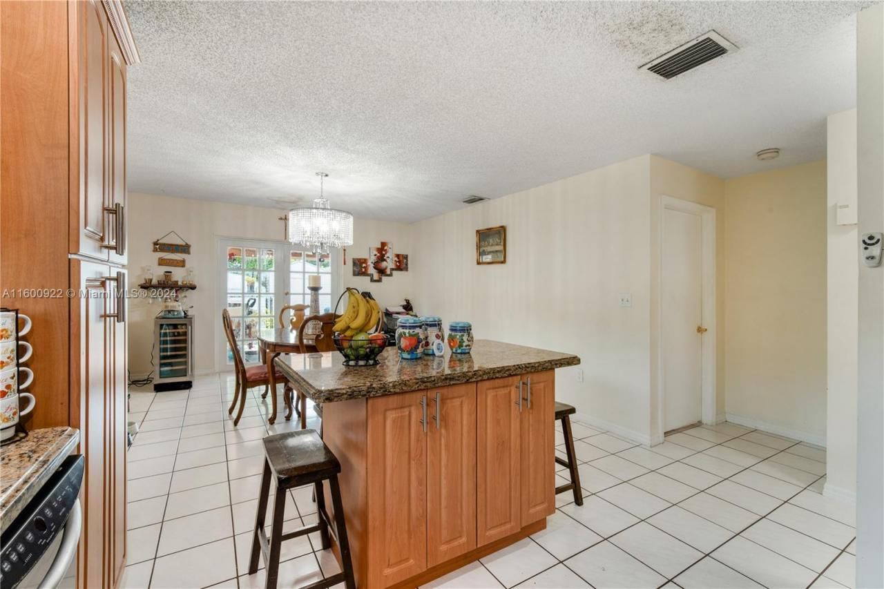 2245 SW 62nd Ave, Miami, FL 33155 Photo