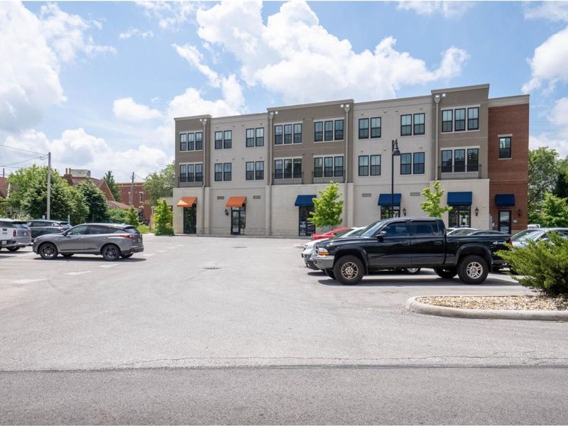 26 & 28 W Waterloo, Canal Winchester, OH 43110 Photo 3