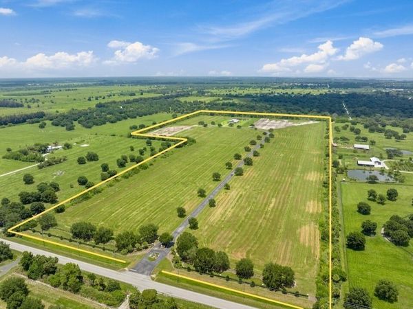 6995 71st Court, Vero Beach, FL 32967