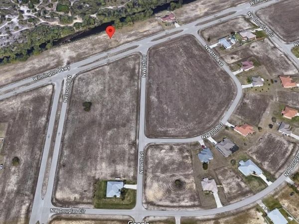 719 Wilmington PKWY, CAPE CORAL, FL 33993