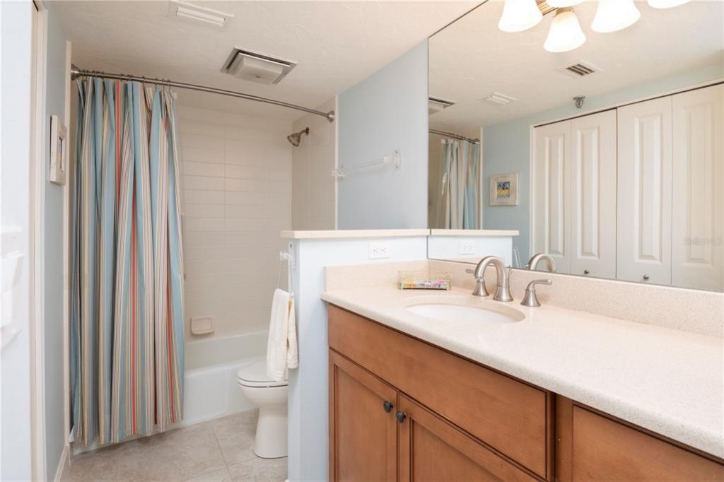 2675 Gulf Of Mexico Drive, Unit 204, Longboat Key, FL 34228 Photo
