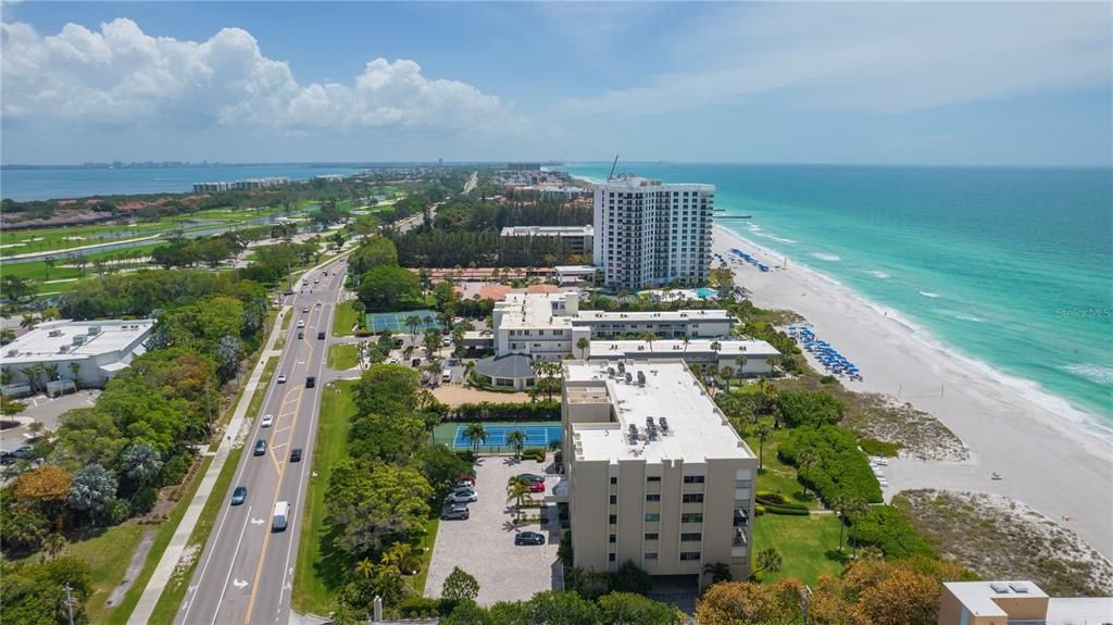 2675 Gulf Of Mexico Drive, Unit 204, Longboat Key, FL 34228 Photo