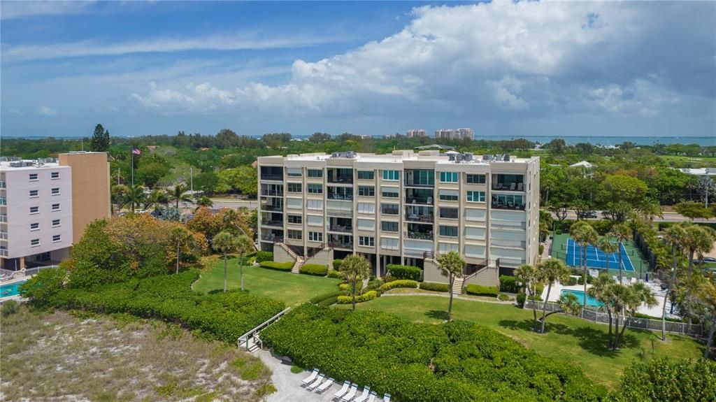 2675 Gulf Of Mexico Drive, Unit 204, Longboat Key, FL 34228 Photo