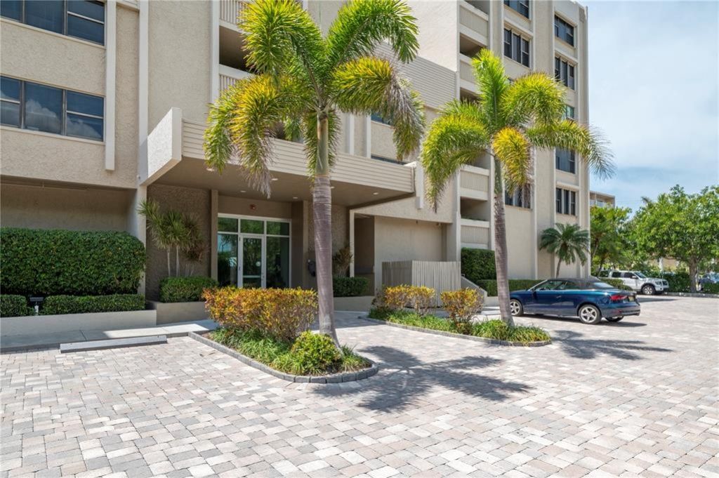 2675 Gulf Of Mexico Drive, Unit 204, Longboat Key, FL 34228 Photo