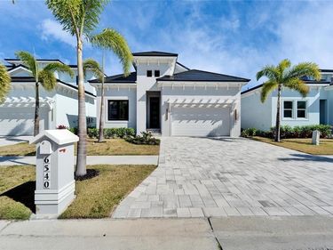 6540 SIMONE SHORES CIRCLE, APOLLO BEACH, FL 33572