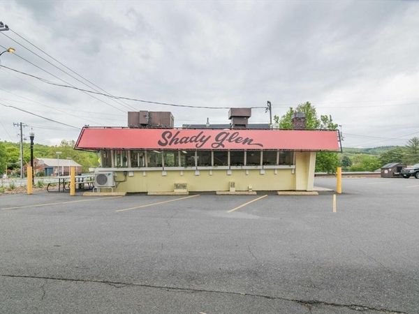 7 Avenue A, Montague, MA 01376