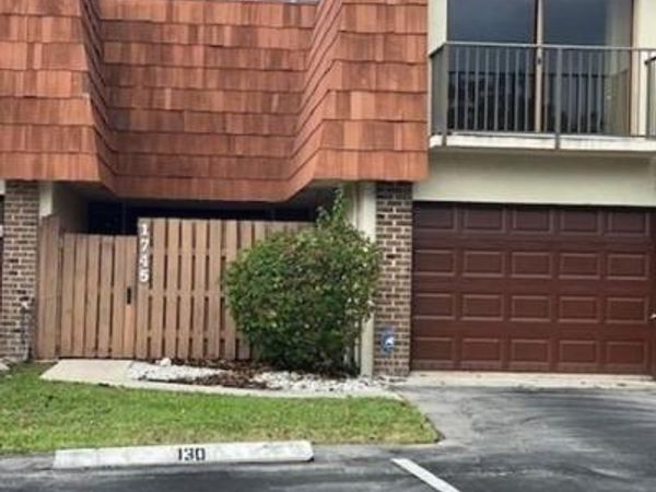 1745 Coral Avenue, North Lauderdale, FL 33068