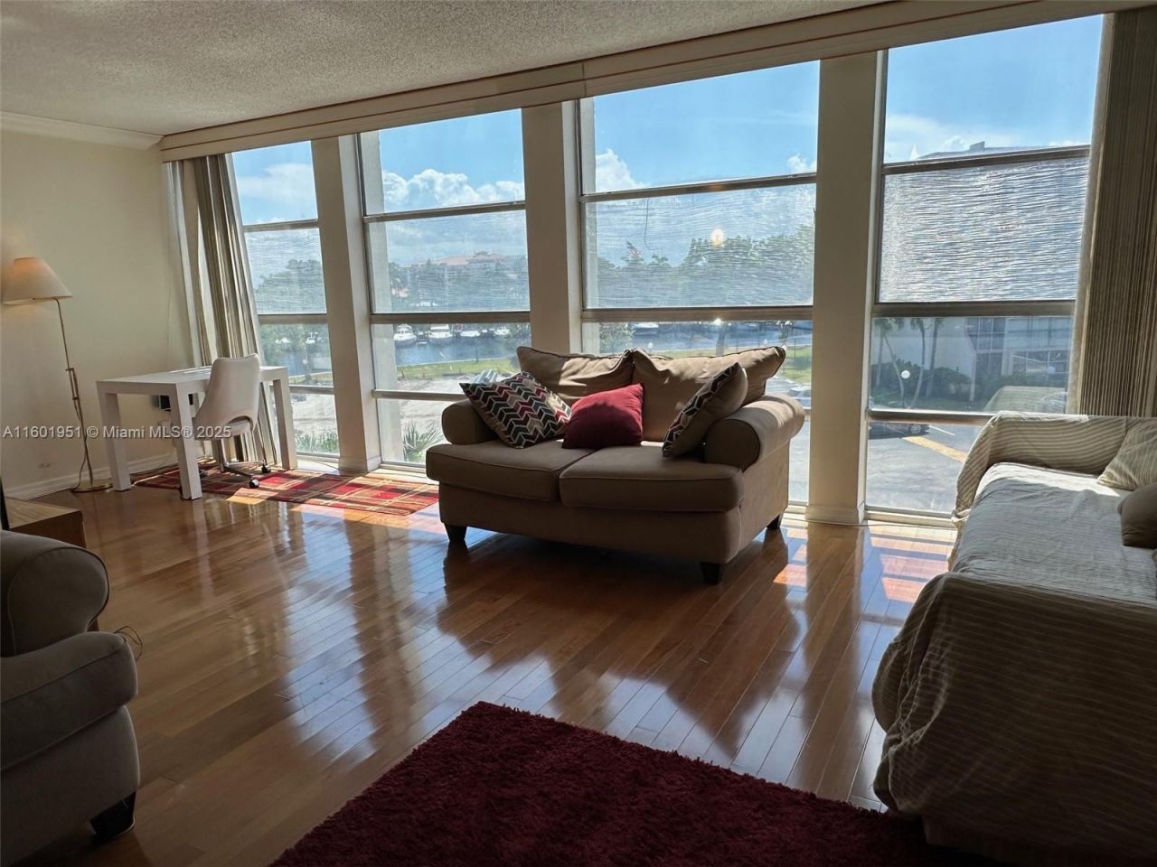 501 Three Islands Blvd, Unit 303, Hallandale Beach, FL 33009 Photo