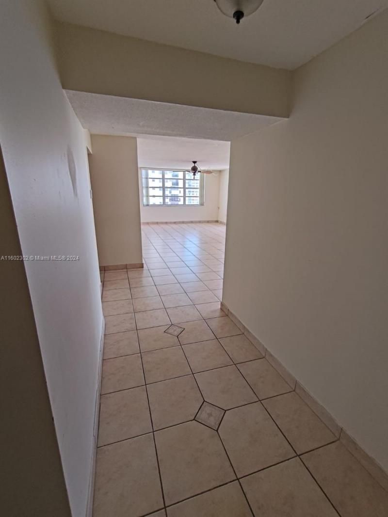 2780 NE 183rd St, Unit 1402, Aventura, FL 33160 Photo